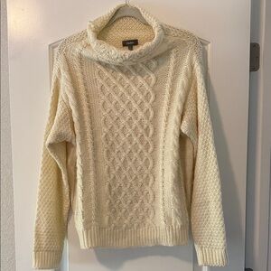 Neiman Marcus Women's Cream Cable Knit Turtleneck Sweater